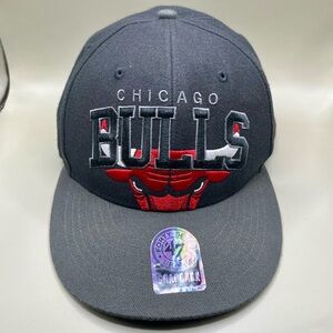 Chicago Bulls ‘47 Brand Snapback Hat Black Red Grey NBA Adjustable Cap‎ NWOT